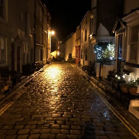 Anchorlea Semesterbostad *