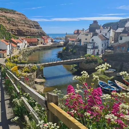 Anchorlea Semesterbostad *